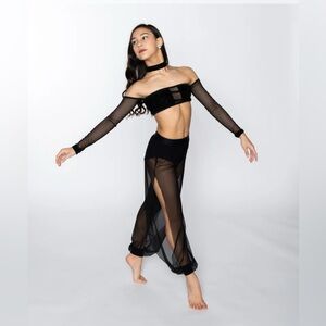 aa costumes
Black